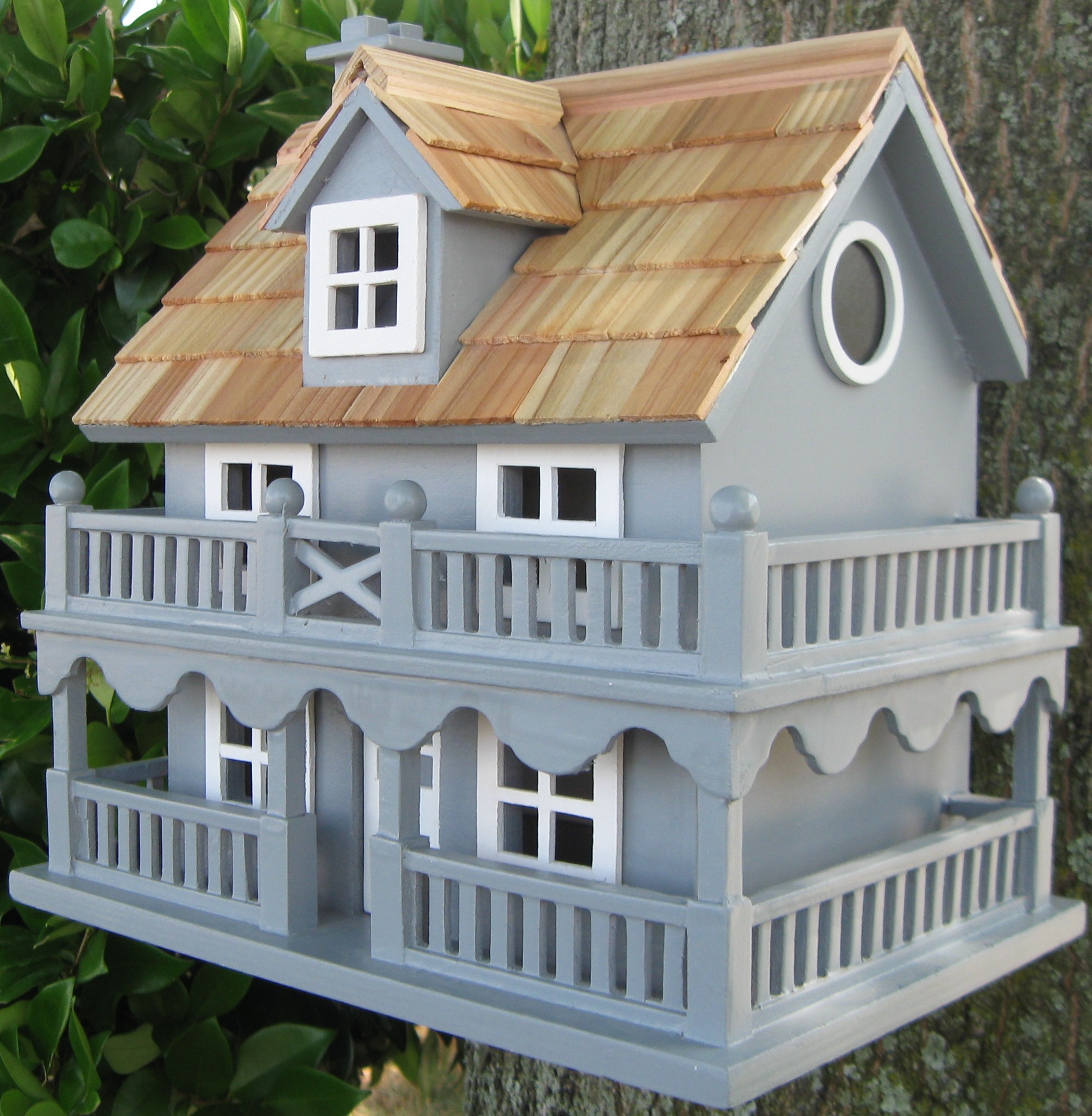 Novelty Cottage Bird House - Yard Envy