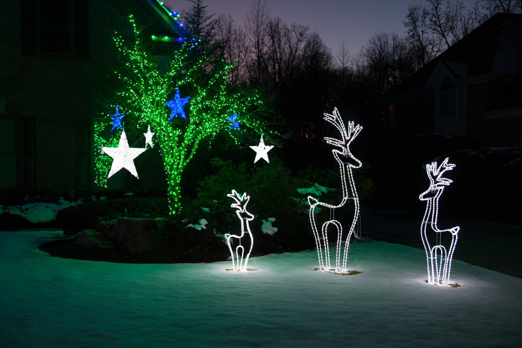 Wooden Reindeer LED Star Light Illuminated Christmas Xmas Table Decoration 